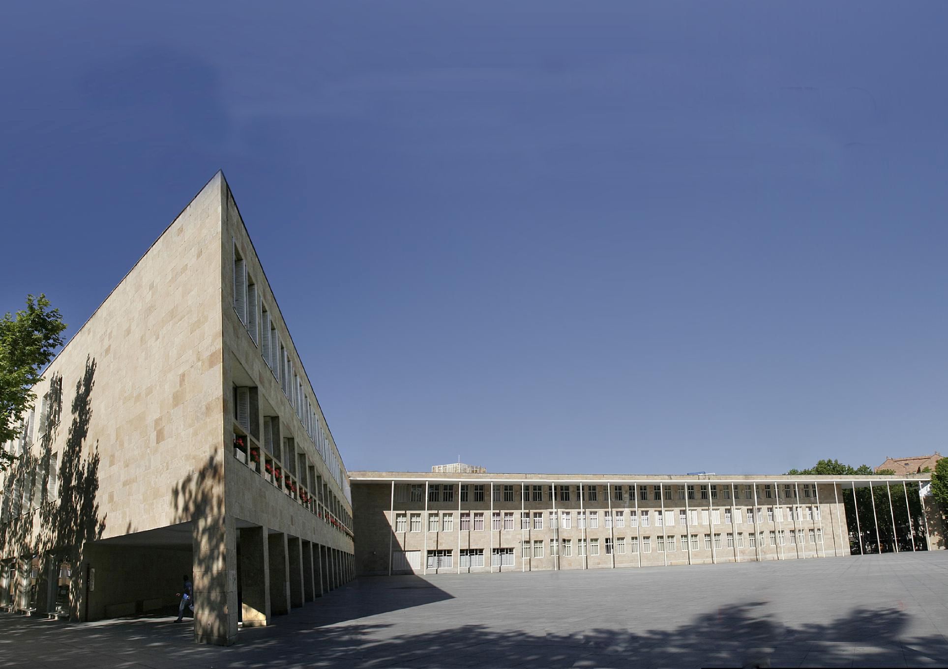 Ayuntamiento de Logroño. Fachada.