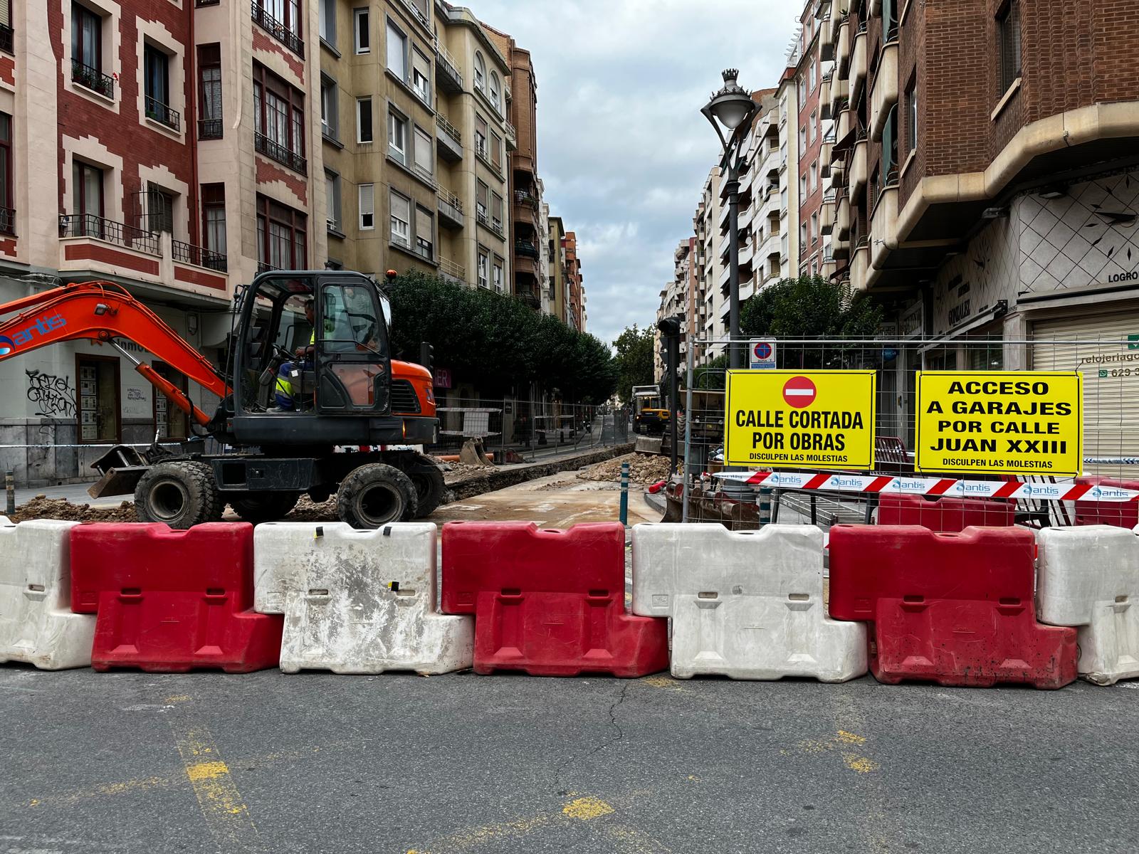 Imagen Mañana se restituirá el tráfico en el tramo de Duquesa de la Victoria comprendido entre Avda. de Colón y Muro del Carmen